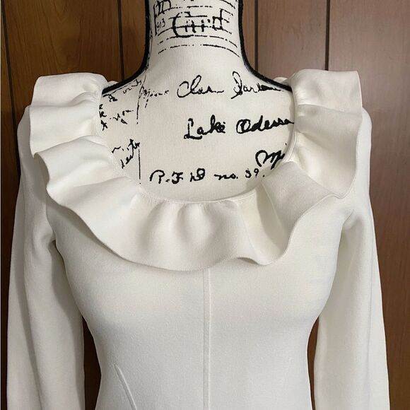 Alexander McQueen Ruffle Neck Sweater size S - Picture 7 of 9